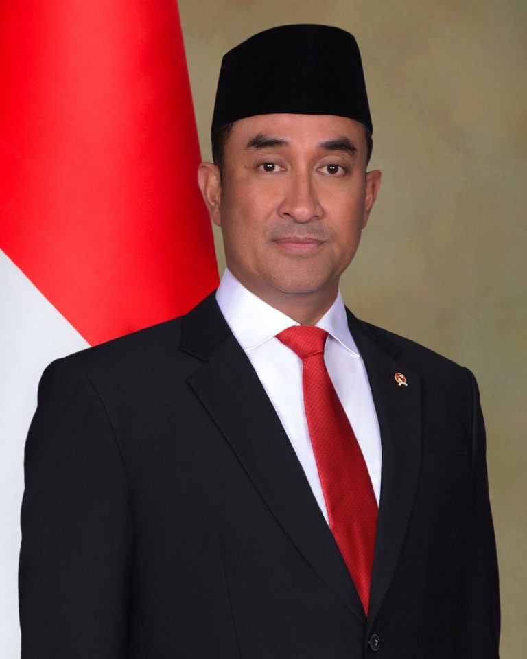 Komjen-Pol.-Suyudi-Ario-Seto-S.I.K.-S.H.-M.Si_.jpg